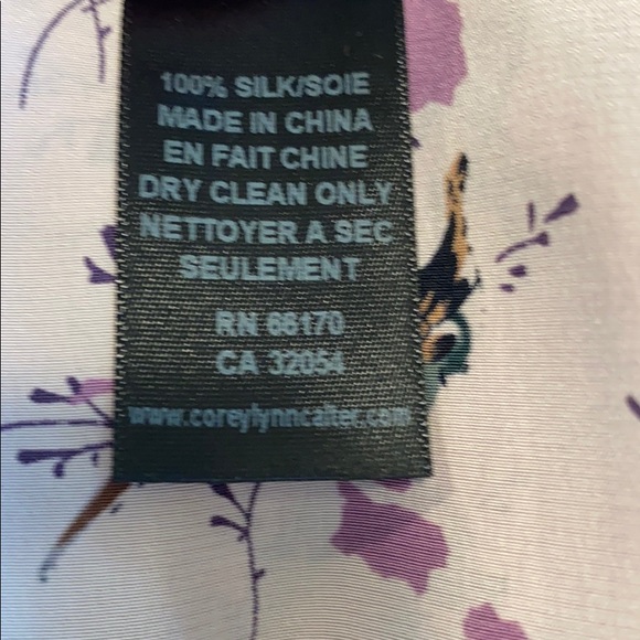 Gorgeous pattered silk blouse - Picture 6 of 7